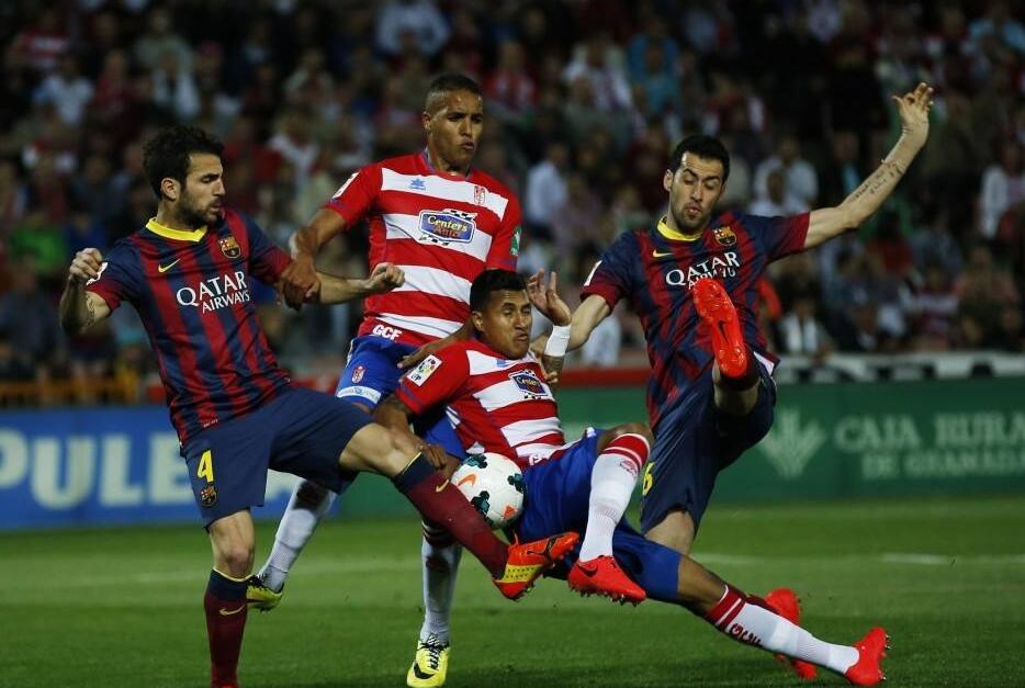 巴萨vs阿拉维斯首发：亚马尔领衔，德容缺席，佩德里替补