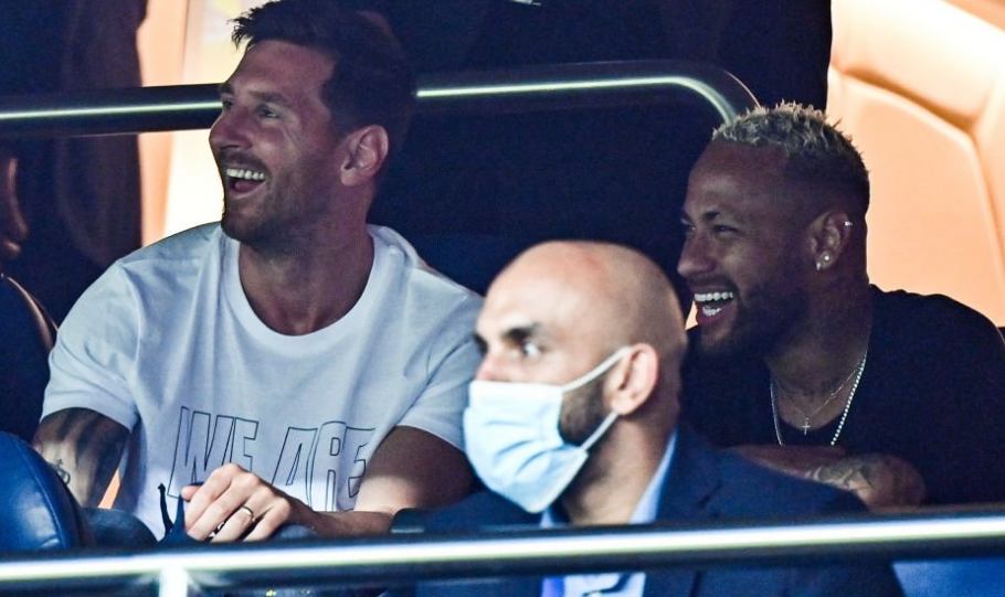 足总杯第三轮抽签：曼联对阵布莱顿，热刺大战维拉